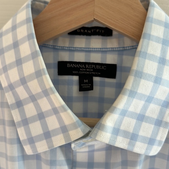 Men’s Banana Republic button down dress shirt - Picture 2 of 2
